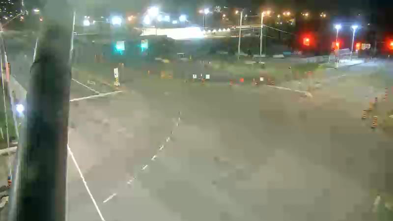 Traffic camera image at 2025-07-03 03:40:23