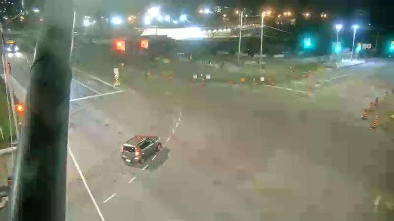 Traffic camera image at 2025-07-03 04:30:32