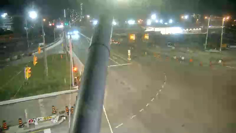 Traffic camera image at 2025-07-31 01:40:17