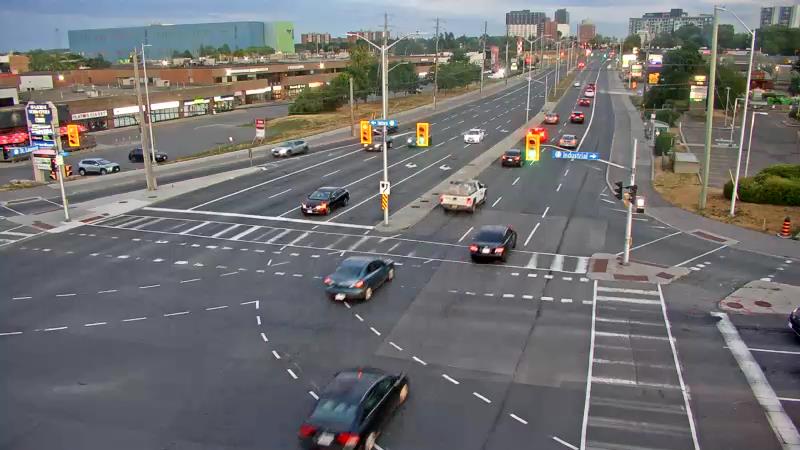 Traffic camera image at 2025-08-25 00:00:15
