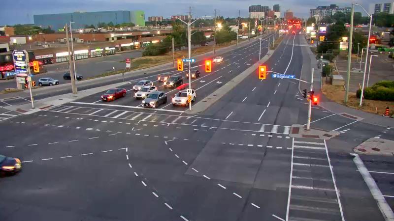 Traffic camera image at 2025-08-25 00:05:18