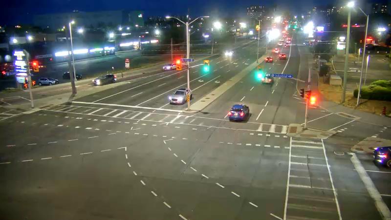 Traffic camera image at 2025-08-25 00:30:14