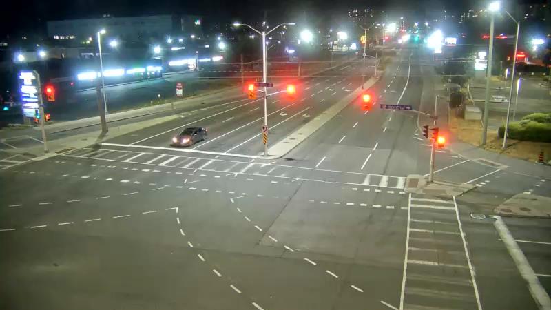 Traffic camera image at 2025-08-25 03:50:15