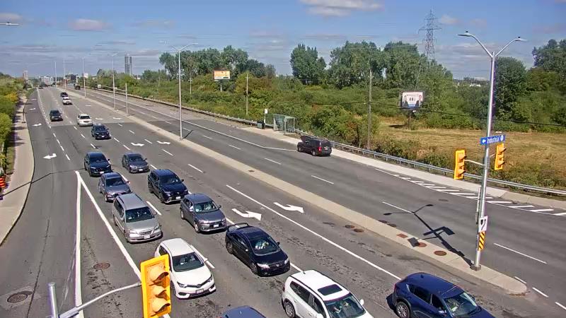 Traffic camera image at 2025-09-14 17:15:17