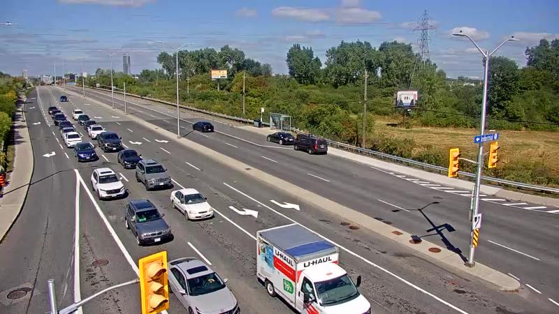 Traffic camera image at 2025-09-14 17:30:15