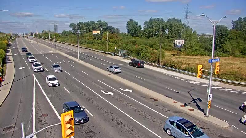 Traffic camera image at 2025-09-14 17:40:16