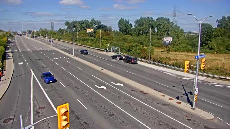 Traffic camera image at 2025-09-14 18:00:34