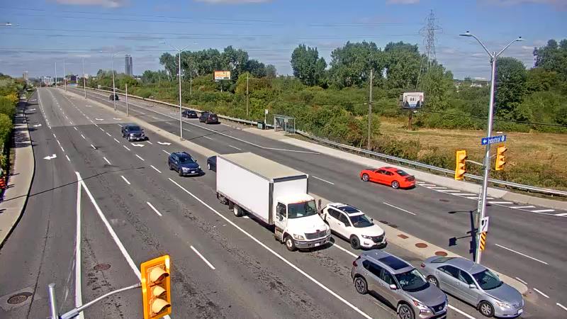 Traffic camera image at 2025-09-14 18:25:14