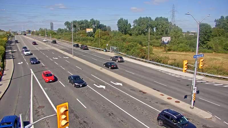 Traffic camera image at 2025-09-14 18:40:18