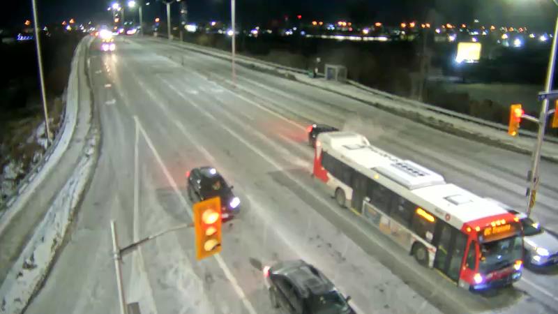 Traffic camera image at 2025-01-22 10:35:15