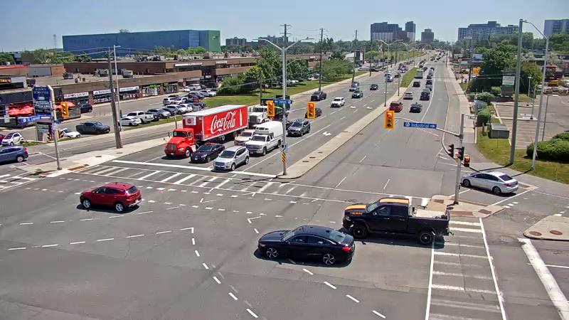 Traffic camera image at 2025-06-30 17:36:50