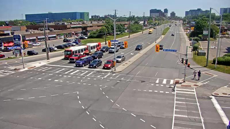 Traffic camera image at 2025-06-30 17:55:15