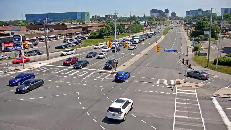 Traffic camera image at 2025-06-30 18:10:16