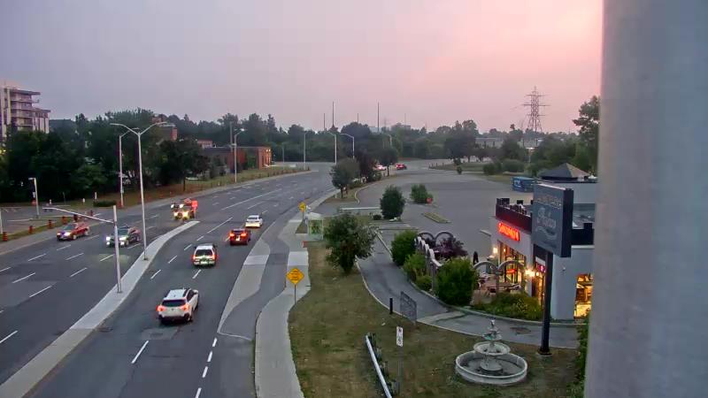 Traffic camera image at 2025-07-31 00:40:14