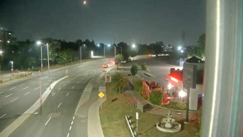 Traffic camera image at 2025-07-31 01:30:16