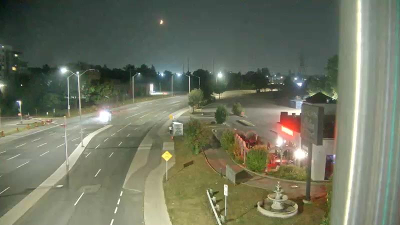 Traffic camera image at 2025-07-31 01:50:16