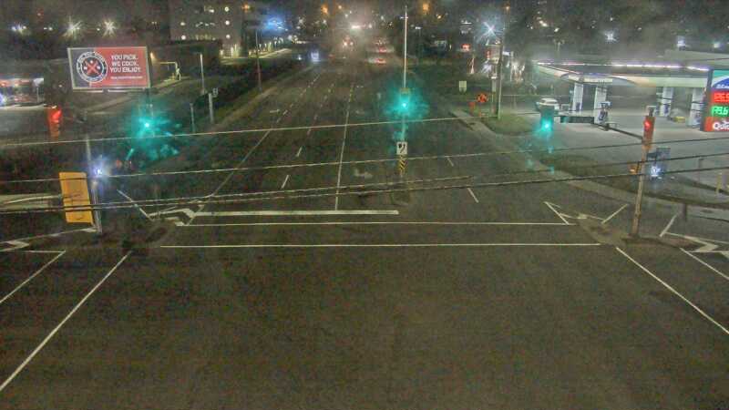 Traffic camera image at 2025-08-04 01:35:05