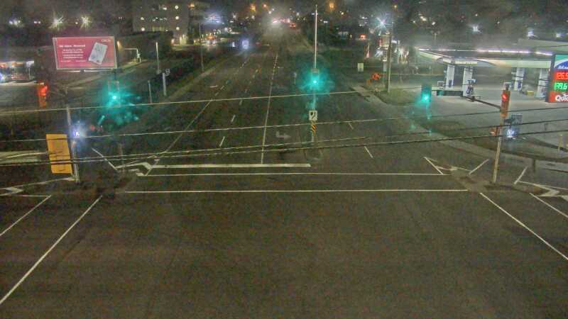 Traffic camera image at 2025-08-04 02:15:05