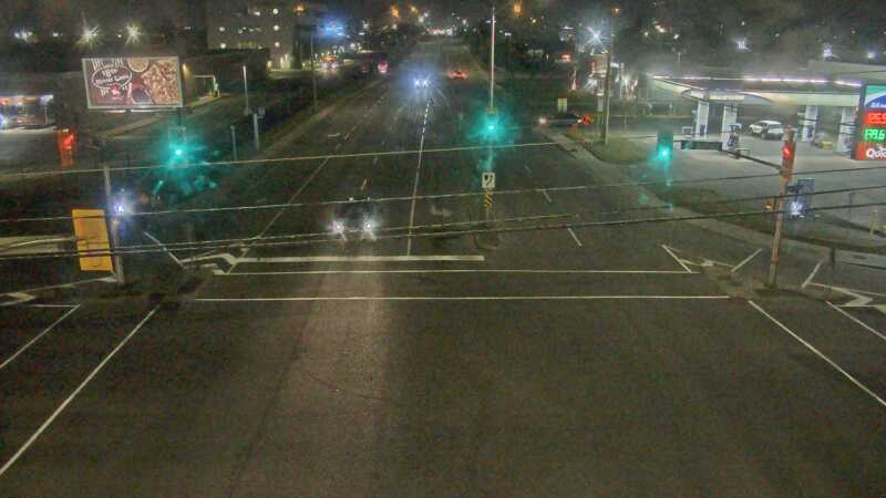 Traffic camera image at 2025-08-04 02:20:05