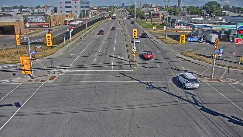 Traffic camera image at 2025-08-24 14:15:06