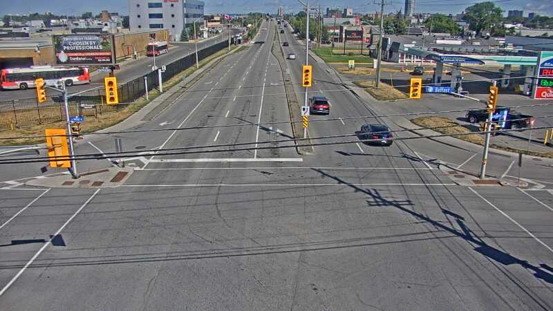 Traffic camera image at 2025-08-24 14:35:05