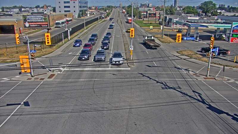 Traffic camera image at 2025-08-24 14:40:05