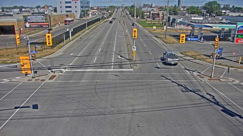 Traffic camera image at 2025-08-24 15:05:06