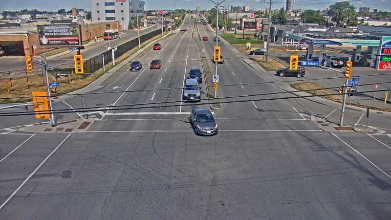 Traffic camera image at 2025-08-24 15:25:07