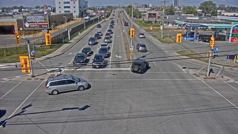 Traffic camera image at 2025-09-14 17:30:06