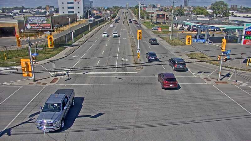 Traffic camera image at 2025-09-14 17:55:06