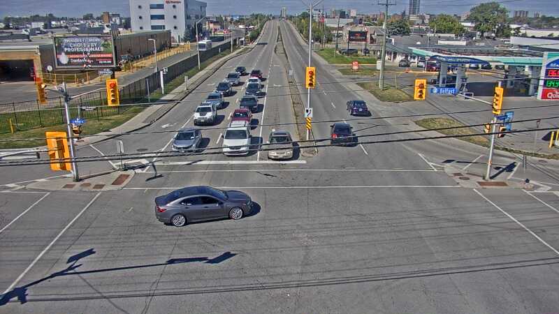 Traffic camera image at 2025-09-14 18:00:24
