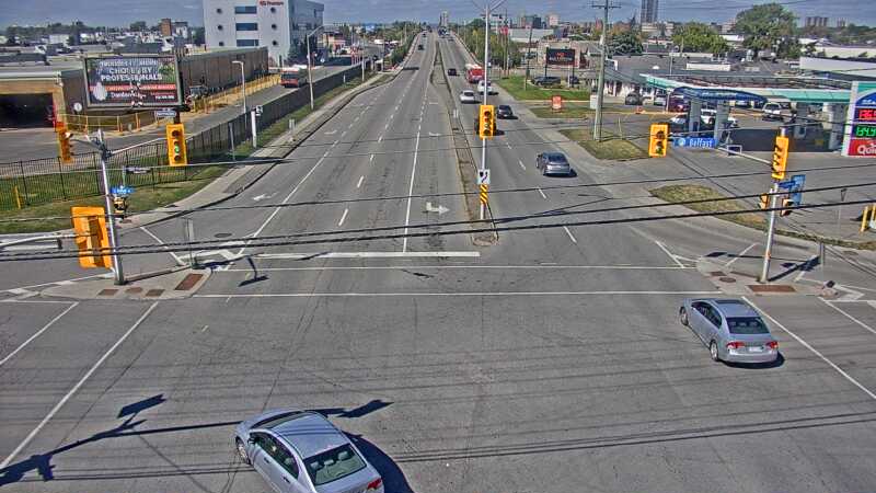 Traffic camera image at 2025-09-14 18:15:05