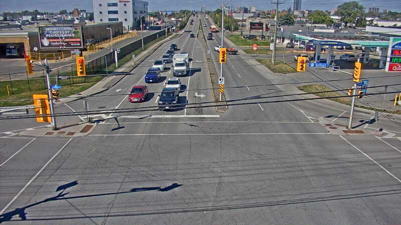 Traffic camera image at 2025-09-14 18:20:05