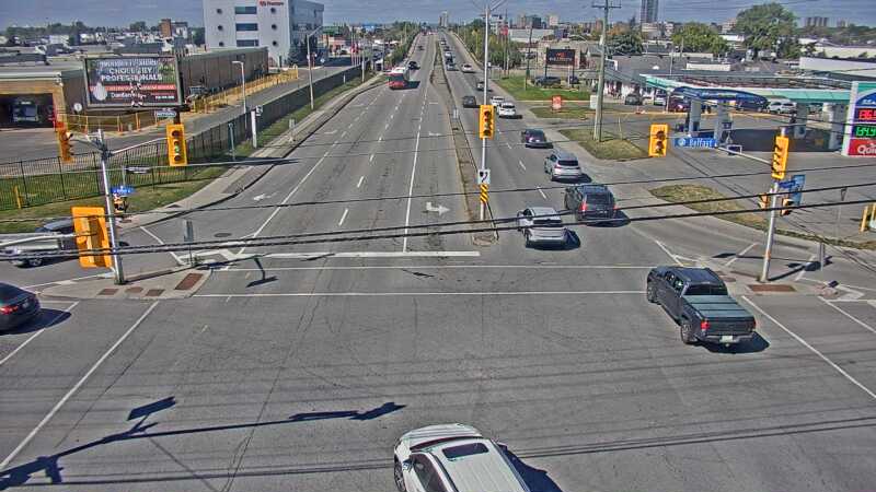 Traffic camera image at 2025-09-14 18:25:06