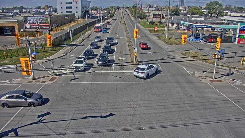 Traffic camera image at 2025-09-14 18:30:05