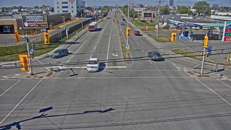 Traffic camera image at 2025-09-14 18:45:10