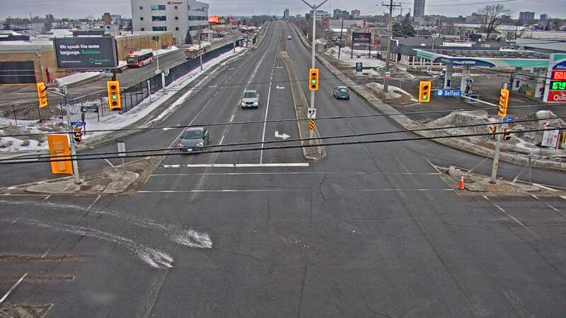 Traffic camera image at 2025-03-09 13:05:05