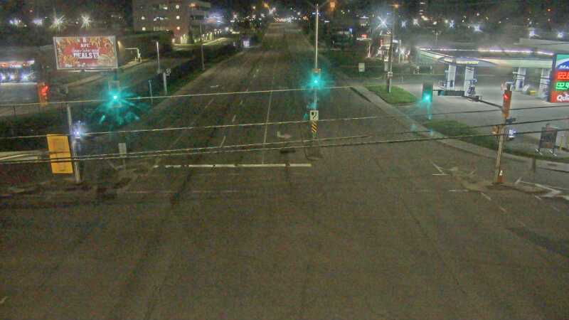 Traffic camera image at 2025-05-09 05:30:05