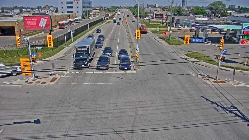Traffic camera image at 2025-06-30 15:40:05