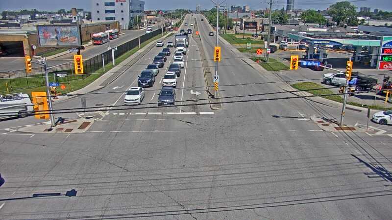 Traffic camera image at 2025-06-30 16:10:12