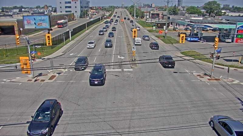 Traffic camera image at 2025-06-30 16:37:01