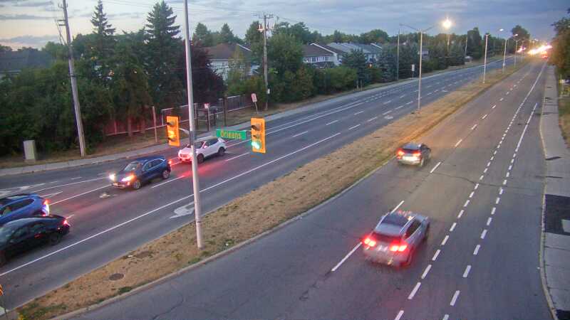 Traffic camera image at 2025-08-25 00:15:17