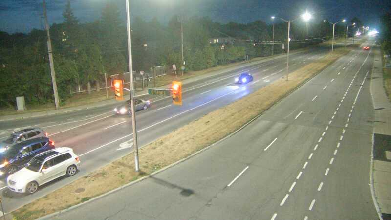 Traffic camera image at 2025-08-25 00:40:13
