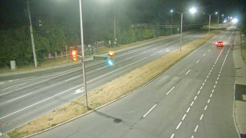 Traffic camera image at 2025-08-25 03:40:15
