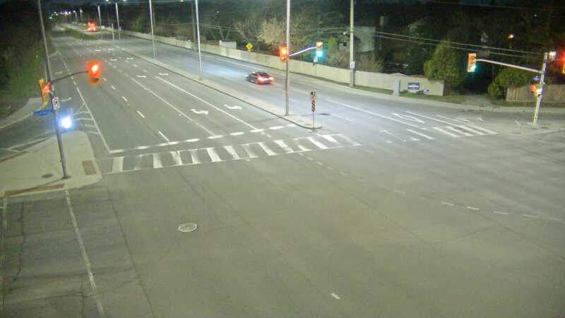 Traffic camera image at 2025-04-25 08:45:22