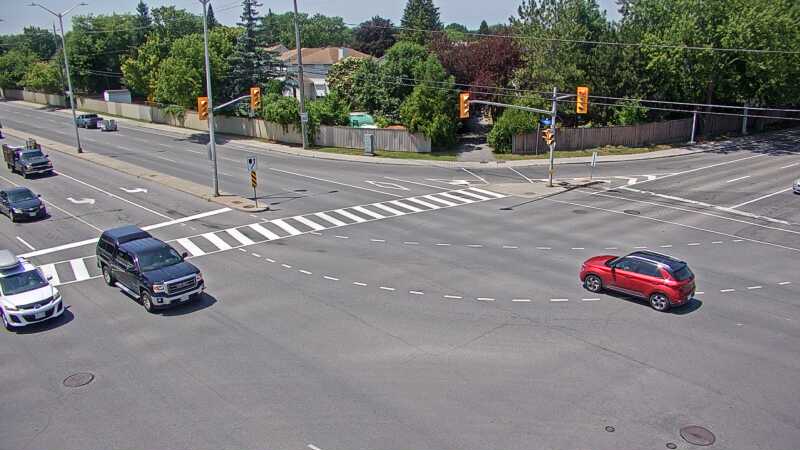 Traffic camera image at 2025-06-30 17:25:27