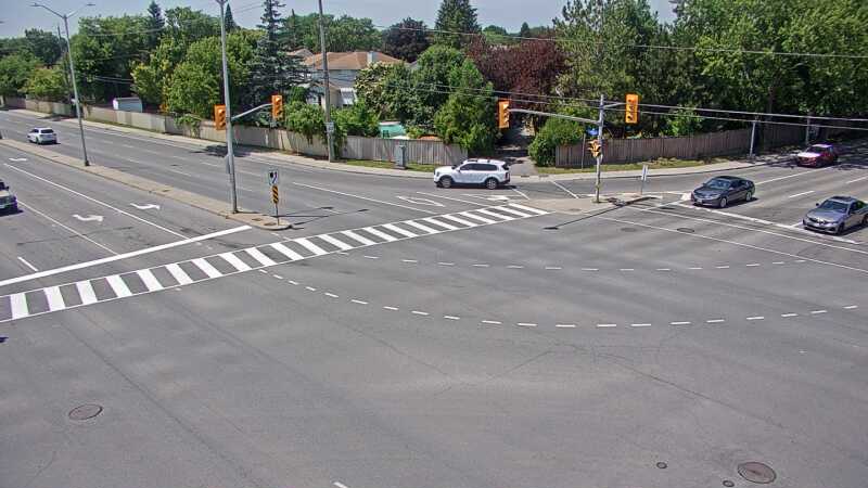 Traffic camera image at 2025-06-30 17:36:51