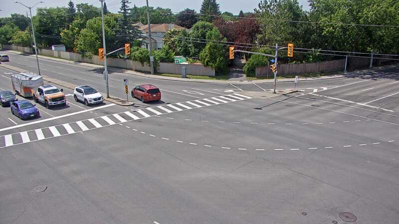 Traffic camera image at 2025-06-30 18:40:17