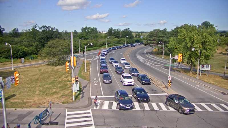 Traffic camera image at 2025-08-24 14:30:15