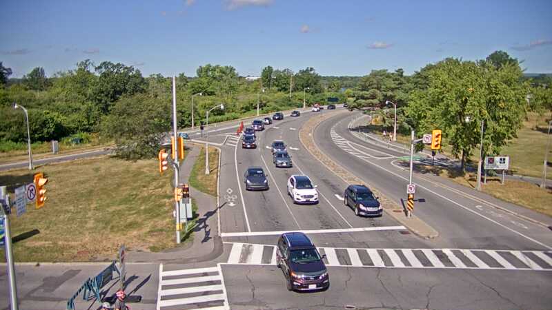 Traffic camera image at 2025-08-24 14:50:13